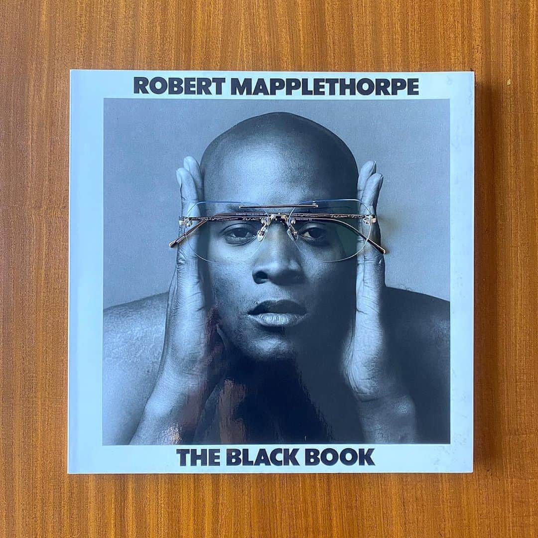 のインスタグラム：「MY NEW GLASSES @berluti  #berluti #krisvanassche #opticals  #mapplethorpe #robertmapplethorpe」