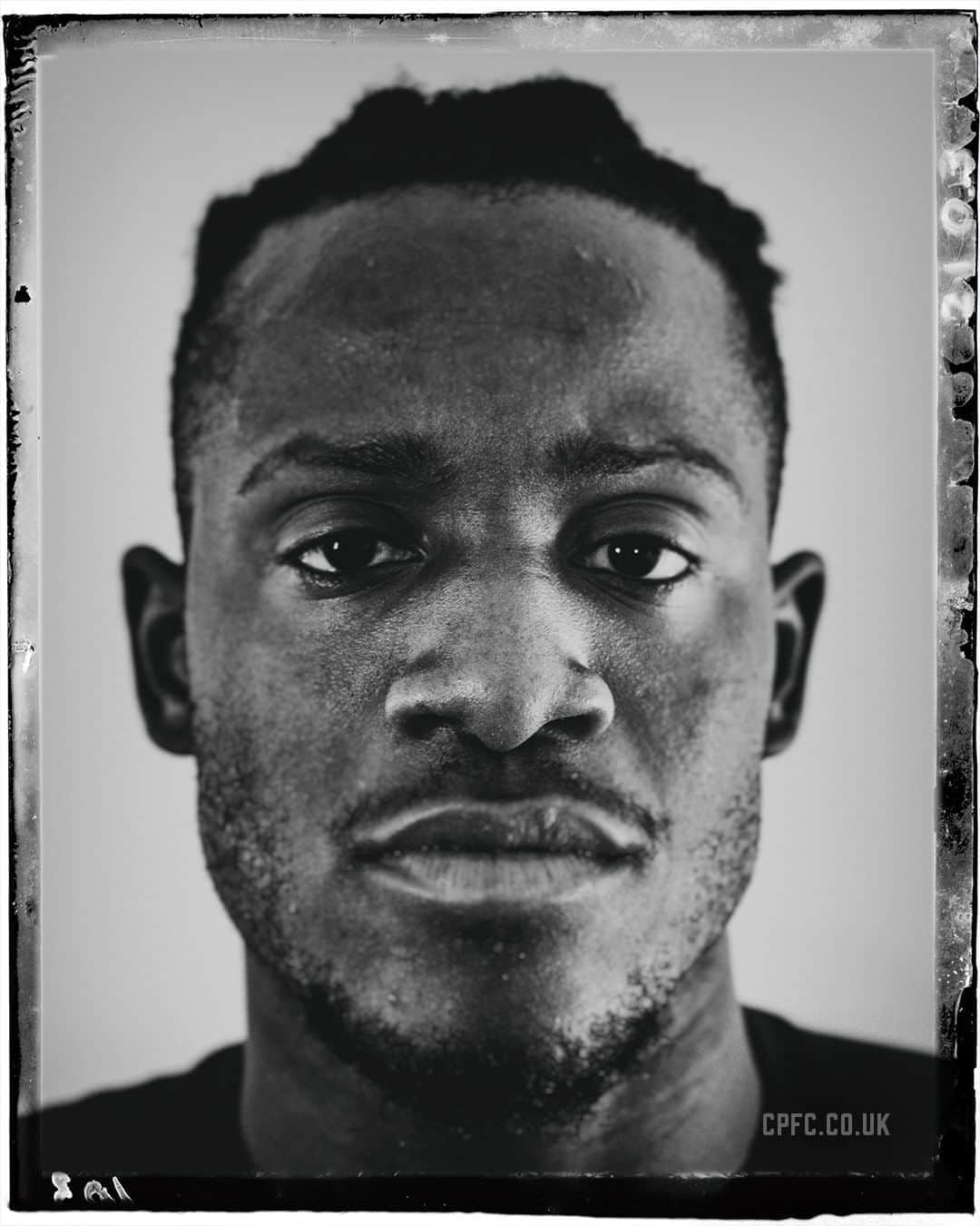 クリスタル・パレスFCさんのインスタグラム写真 - (クリスタル・パレスFCInstagram)「💪 Gameface is ready.   #CPFC #PremierLeague #PL #Batshuayi」9月11日 18時52分 - cpfc