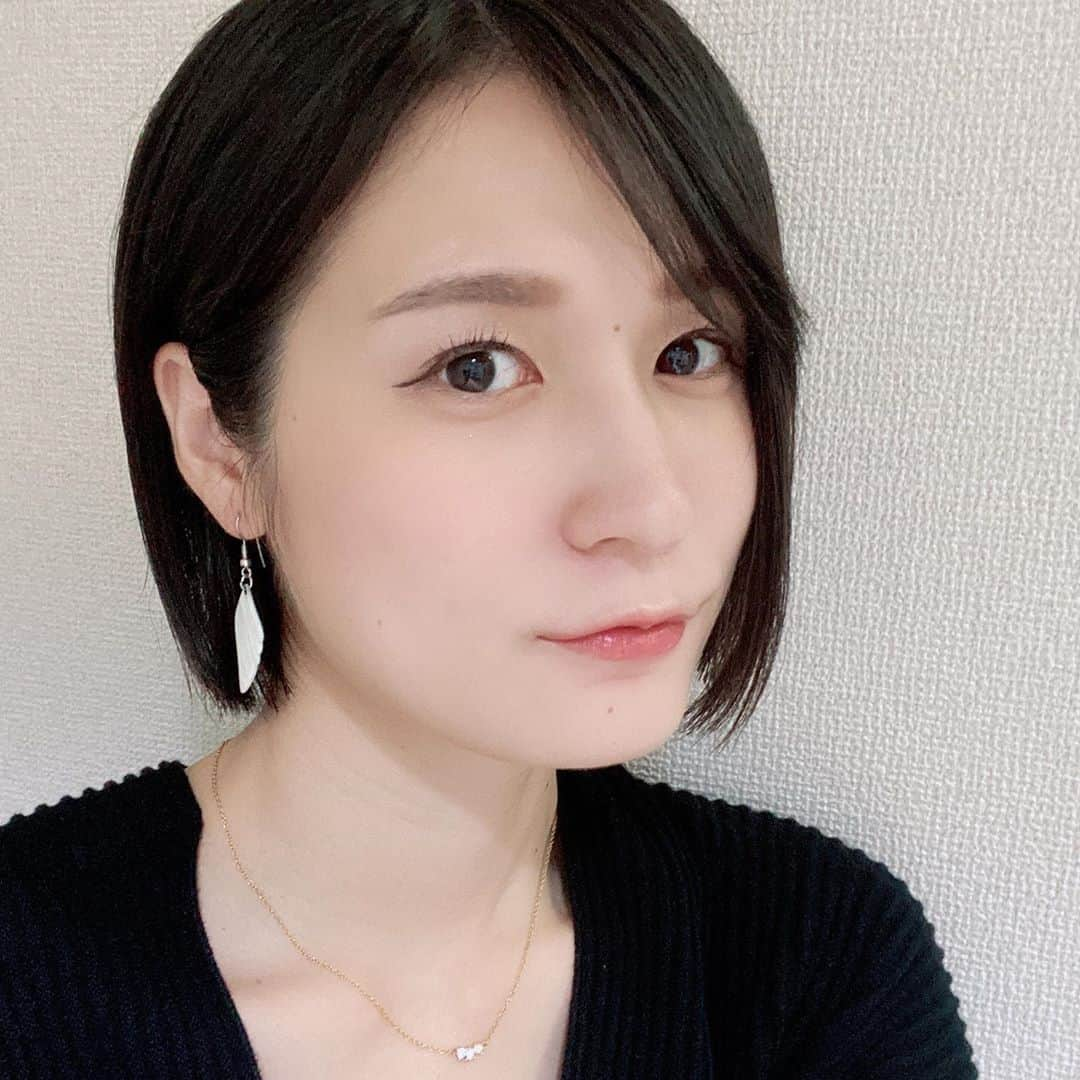 柊みずほさんのインスタグラム写真 - (柊みずほInstagram)「9月11日 . . . 次こそ前髪をちゃんと伸ばしたい。 って書いてるそばから もう既に切りたい衝動、、 #ショートカット #ショートヘア #のっちみたいになりたくて #のっちの写真持って美容室いったら #こけしちゃんになったことがあります #同じ過ちは繰り返さない #学習能力 #ワンレンに憧れる #できる女っぽくなりたい #形から入るタイプ #俳優 #女優 #モデル #タレント #フォロワー募集中 #フォローミー」9月11日 19時18分 - hirg_mzh