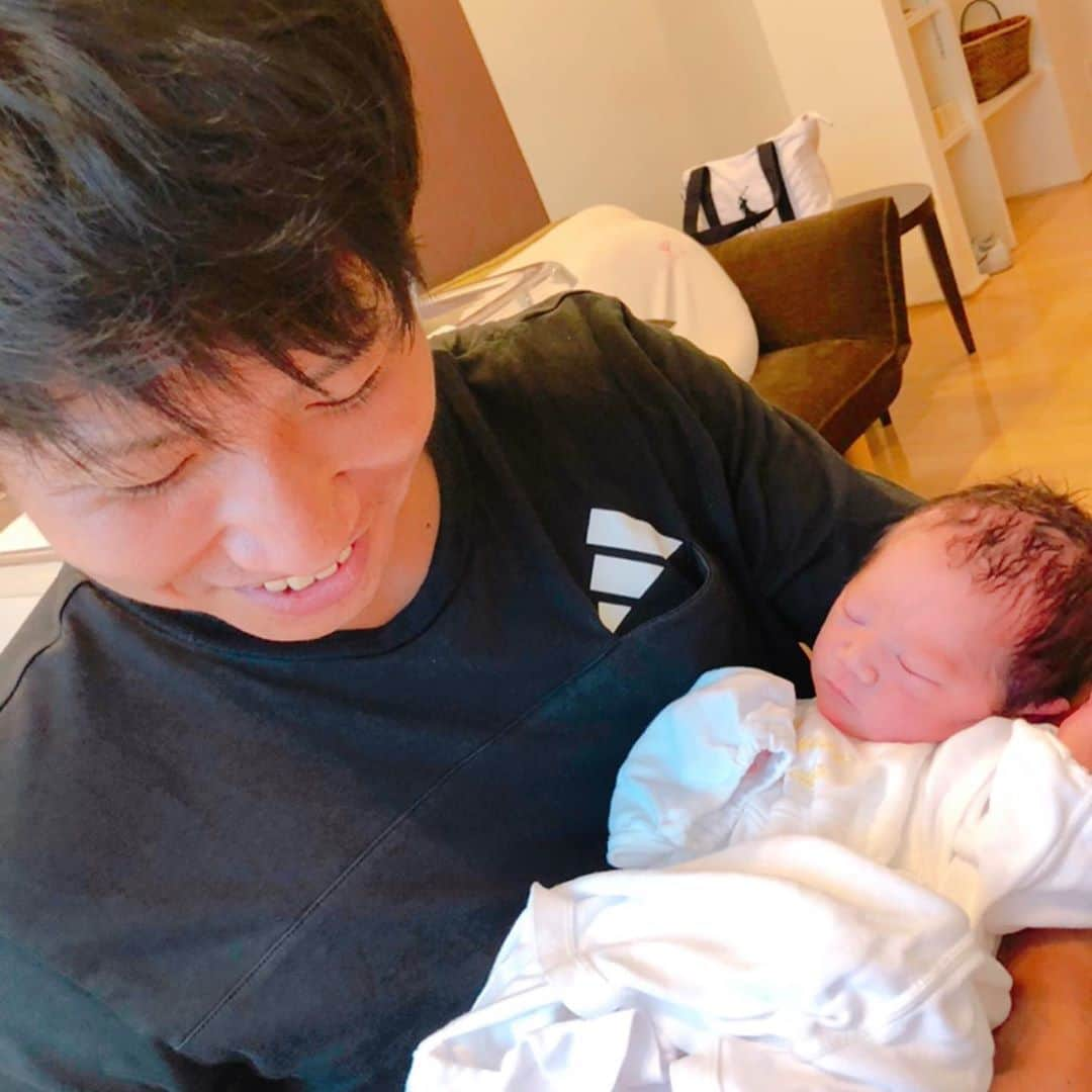 中村明彦さんのインスタグラム写真 - (中村明彦Instagram)「welcome😍  #baby #family」9月11日 19時42分 - akihiko_decathlon