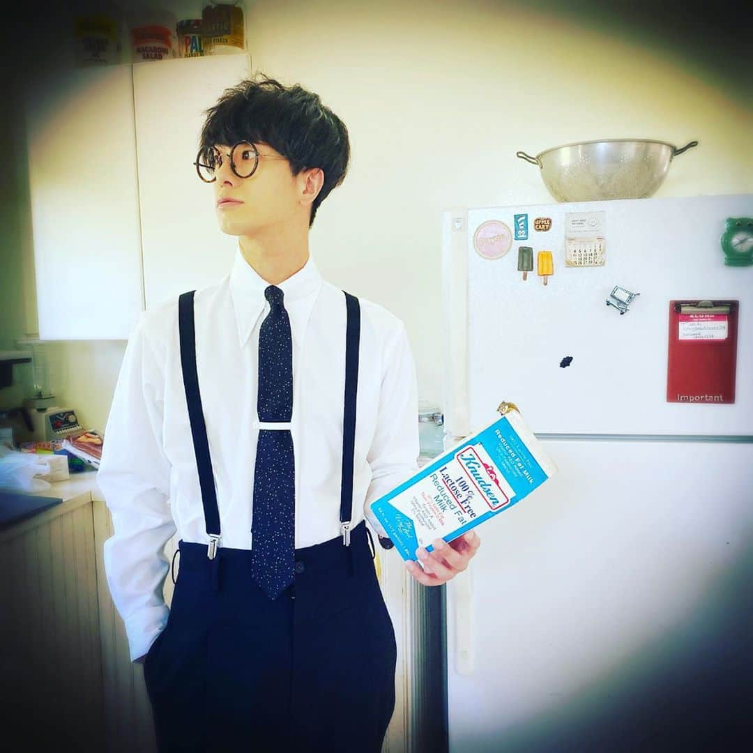 田辺駿一さんのインスタグラム写真 - (田辺駿一Instagram)「朝は絶対、 牛乳飲む派。  #blueencount  #ブルエン」9月11日 20時29分 - bluenvo