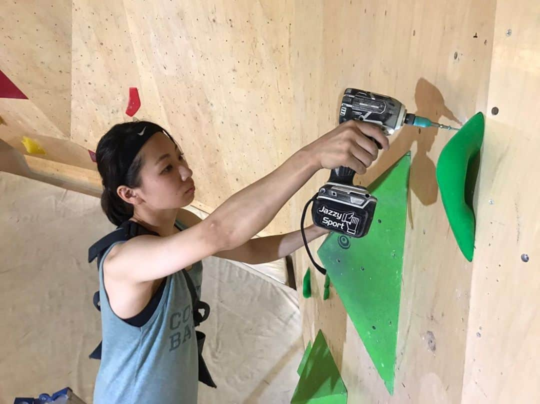 坂井絢音さんのインスタグラム写真 - (坂井絢音Instagram)「. 9/6,9/7に香川の @stance_bouldering でセットしました！✨ . わたしが手掛けたのは9/6の1DAYセットなので、もう課題は残ってないのですが、メインセットを少しだけセットしたので、是非Stanceに登りに行ってみてください😊😊✨ . わたしの他に @jyunichitokunaga  @marcyn0603  の2人がめちゃめちゃカッコ良い課題を量産したので是非とも行ってみてください👍👍👍👍👍 . . 潤くんフォローしなくてごめんなさい😂 . . @stance_bouldering  #stance_bouldering  #香川 #高松 #冷ぶっかけうどんが人生で1番美味しかった」9月11日 20時38分 - ayane_da9