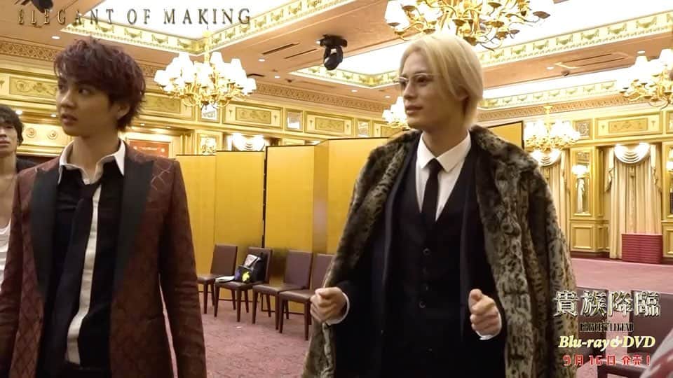 PRINCE OF LEGENDのインスタグラム：「＊﻿ ／﻿ 映画 #貴族降臨 Blu-ray&DVD﻿ 発売まであと5日⏳﻿ ＼﻿ ﻿ 280分超えの特典映像の中から﻿ メイキングをチラ見せ📀﻿ ダントンコール編🗣﻿ 皆さん、実に楽しそうです😂😂﻿ ﻿ 寂しくなったら﻿ 夜空を見上げろっ🌃💫﻿ ﻿ 詳しくは公式サイトの﻿ 【Blu-ray&DVD】をチェック👀✨﻿ ﻿ #プリレジェ﻿ #白濱亜嵐　#鈴木伸之　#勝矢」