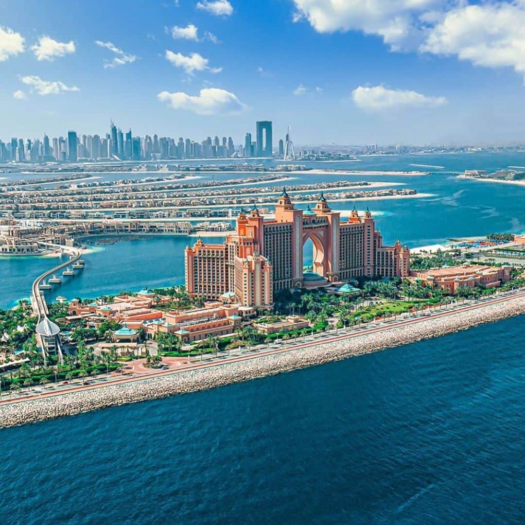 ドバイのインスタグラム：「Atlantis The Palm Jumierah #Dubai 📷:@bikooig」