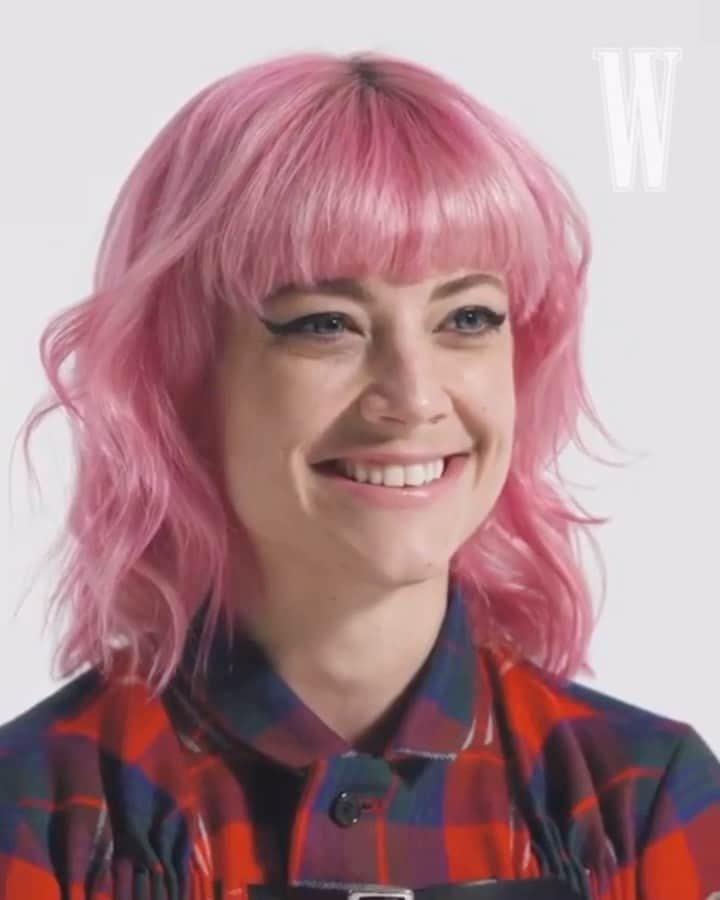 Computer Magicのインスタグラム：「For: @wmag  Rapid-Fire Round with @theblazeprod Director: @shayanasadi DP: @willihadley Camera: @olliebbb Lighting: @luke_greenan Sound Tech: @48khz24bit Edit: @kevintadge Hair: @1malcolmedwards Makeup: @sambryantmakeup Manicure: @louimarie_nails Booking: @specialprojectsmedia Title Design: @tilden.bissell WMAG Video: @_a_b_g @shayanasadi @michael_beckert Special Thanks: @bigskystudios」
