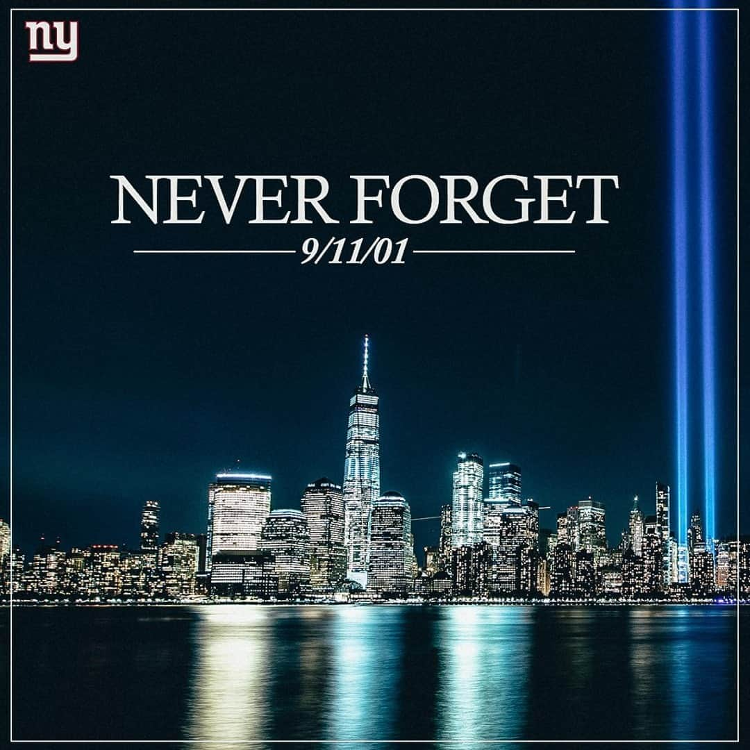 New York Giantsさんのインスタグラム写真 - (New York GiantsInstagram)「#September11th #NeverForget 🇺🇸🗽」9月11日 21時00分 - nygiants