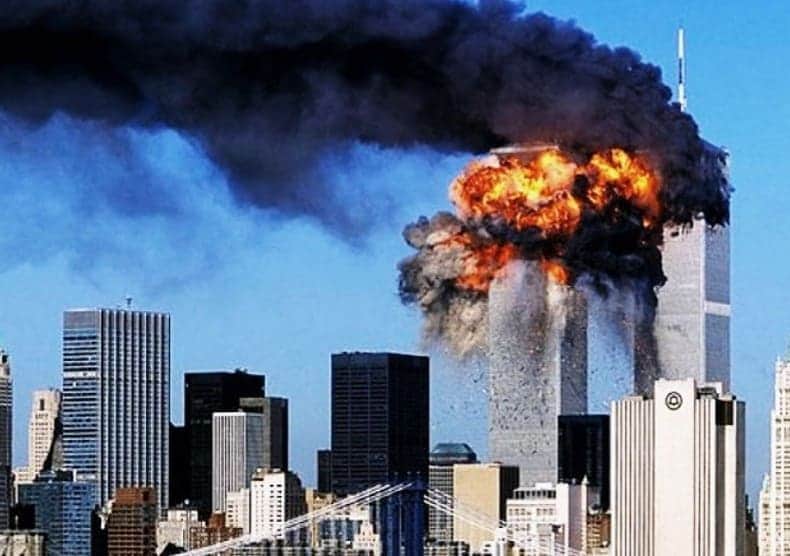 松野行秀さんのインスタグラム写真 - (松野行秀Instagram)「R.I.P. · · 2001年9月11日に勃発したアメリカ同時多発テロから丸19年。 · · そして、2011年3月11日に発生した東日本大震災から丸9年6ヶ月。 · · 改めて、犠牲になられた全ての皆様のご冥福を心よりお祈り申し上げます。 · · #911 #311 #rip」9月11日 21時19分 - g.matsuno