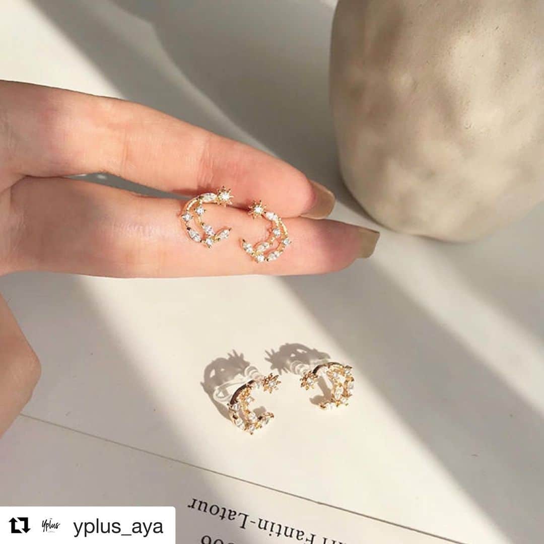 玉城幸也のインスタグラム：「@yplus_aya ・・・ ・ イヤリングORピアス ・ ・ 残り3日！ 【1st anniversary sale!】 ・ 商品の詳細は画面をタップ または　@yplus_aya URLから♬ ・ ・ #yplus #大人カジュアル　#シンプルスタイル　#シンプルアクセ　#アクセグラム」