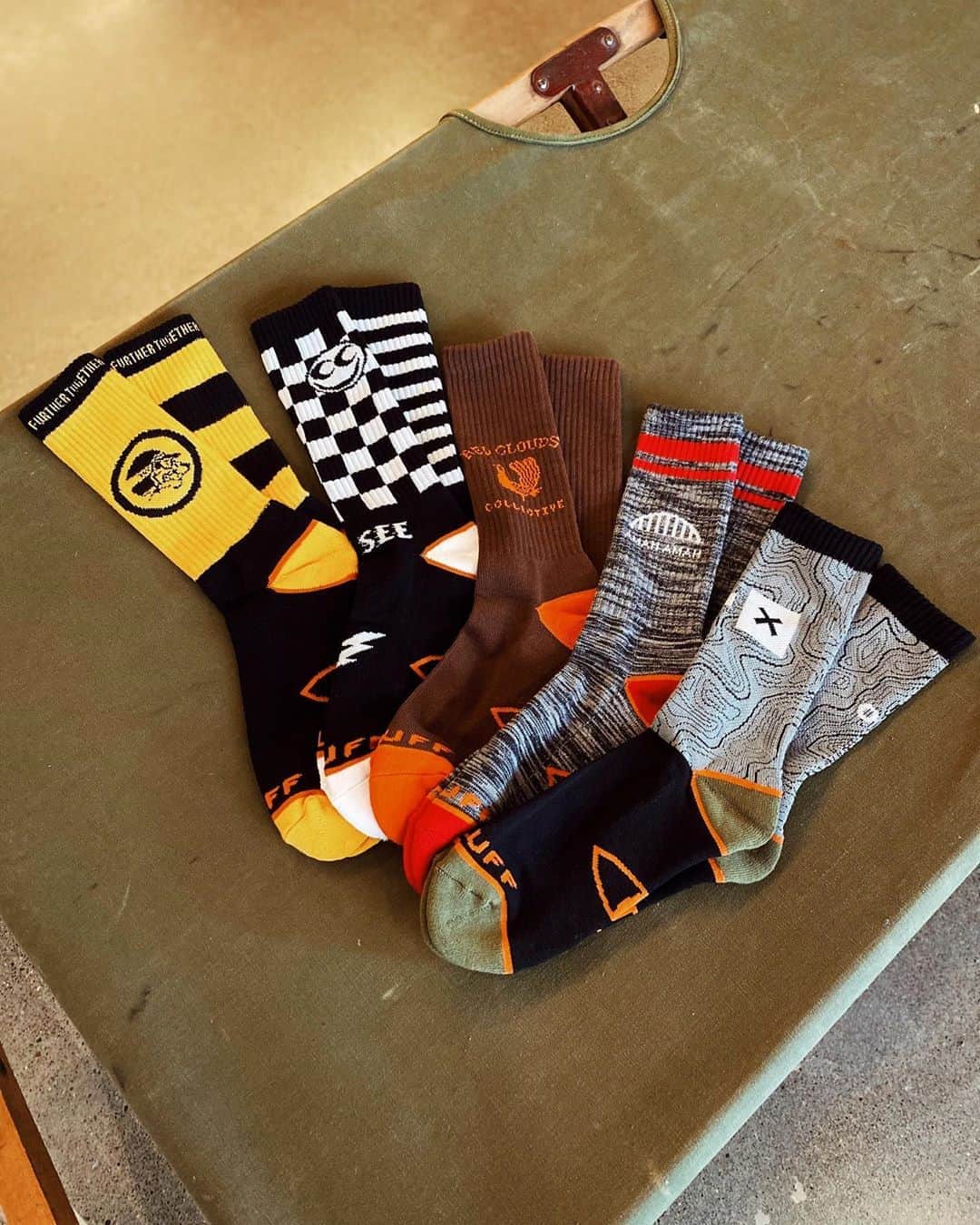 Poler Outdoor Stuffさんのインスタグラム写真 - (Poler Outdoor StuffInstagram)「Poler and friends presents socks for your hard working feet. We’ve collaborated with our goods friends @wlfenduro @seeseemotorcycles @redcloudscollective @hamahamaoysters and @onxoffroad to make the comfiest socks ever. Available in store now!」8月28日 7時12分 - polerportland