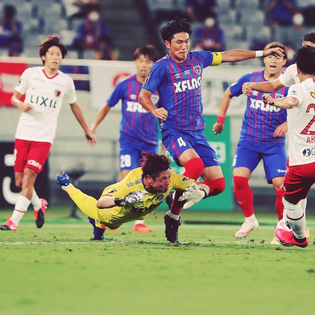 FC東京オフィシャルグッズさんのインスタグラム写真 - (FC東京オフィシャルグッズInstagram)「🔵🔴 vs #鹿島アントラーズ 勇敢にゴールを守り続けた守護神。 劣勢のなか見せた2本のビッグセーブ。 @aki_hayashi0507  @fctokyoofficial #林彰洋 #FC東京 #fctokyo #tokyo」8月28日 8時10分 - fctokyoofficial