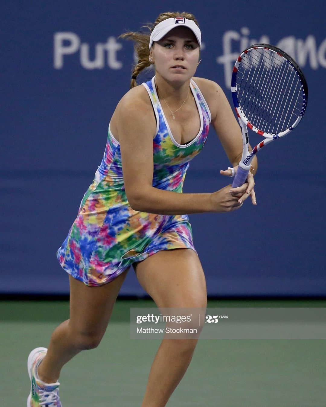 ソフィア・ケニンのインスタグラム：「Time to get ready for @usopen 💪🏼」