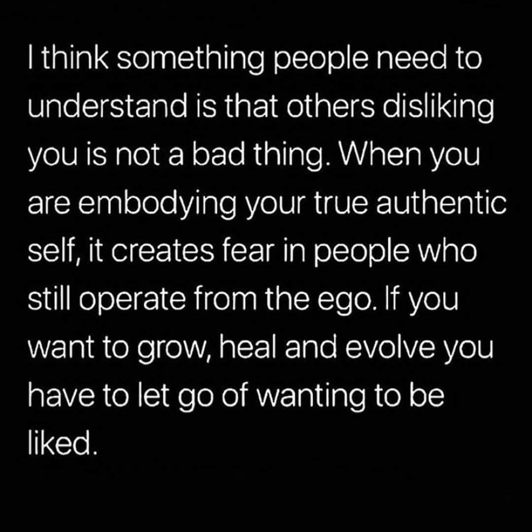 のインスタグラム：「Think ... 💭」