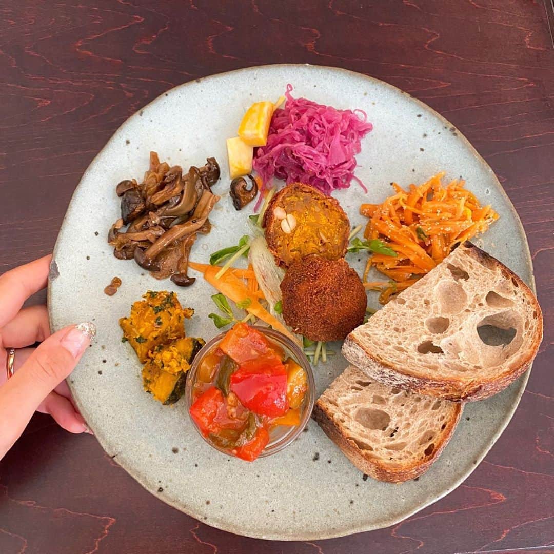 西村彩香のグルメインスタ