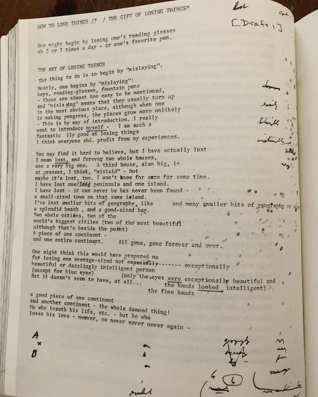 シャニン・ソサモンのインスタグラム：「The first and final drafts of the poem ‘One Art’ by Elizabeth Bishop, found in ‘The Conversations: Walter Murch and The Art of Editing Film’ by Michael Ondaatje. To help illustrate just how messy the process can be. A beautiful mess. Stay with it!」
