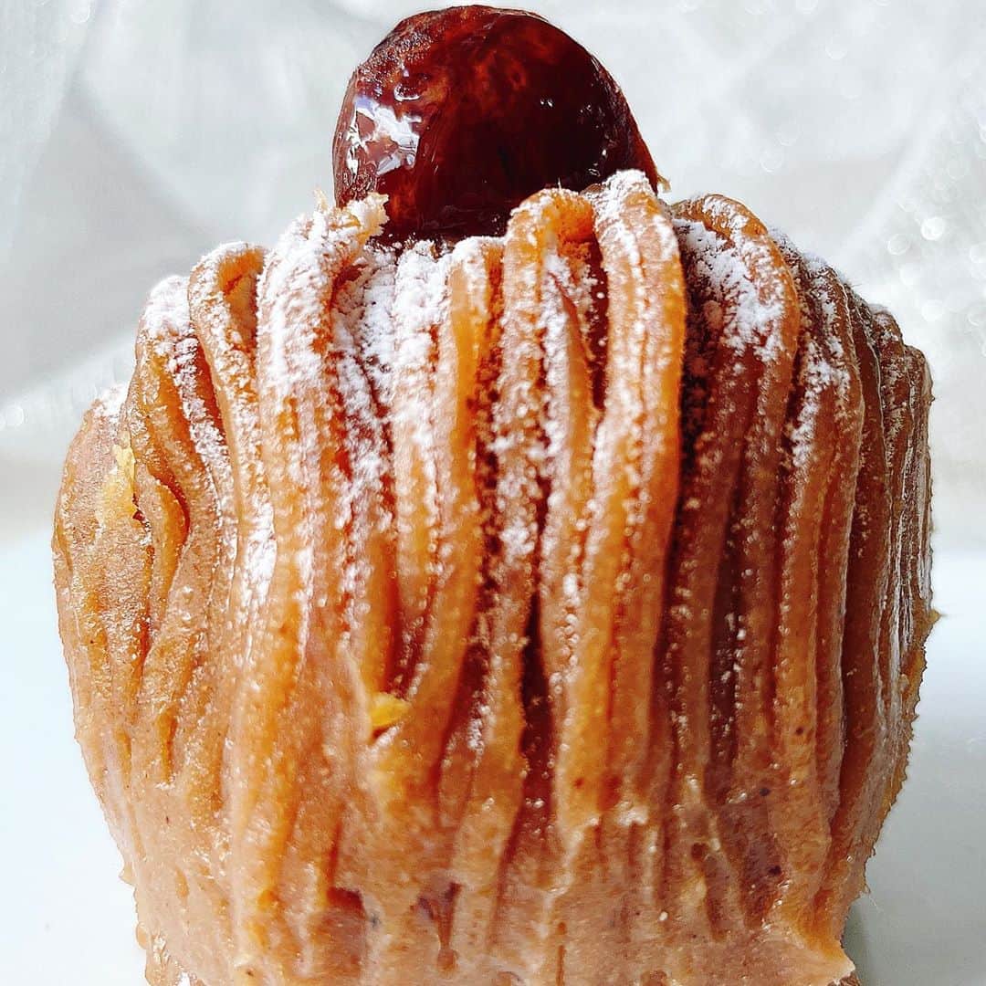 里井真由美のグルメインスタ