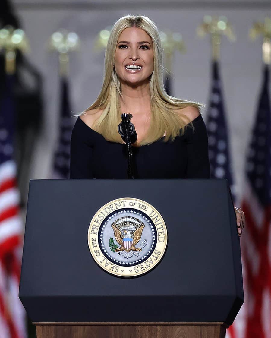Just Jaredさんのインスタグラム写真 - (Just JaredInstagram)「Celebs have a lot to say about the speech that Ivanka Trump just gave at the Republican National Convention. Tap this photo at the LINK IN BIO to see what everyone is tweeting. #IvankaTrump Photo: Getty」8月28日 11時53分 - justjared