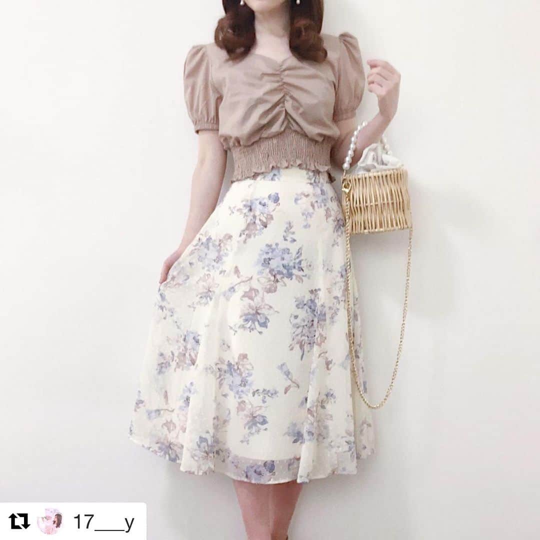 Debut de Fioreのインスタグラム