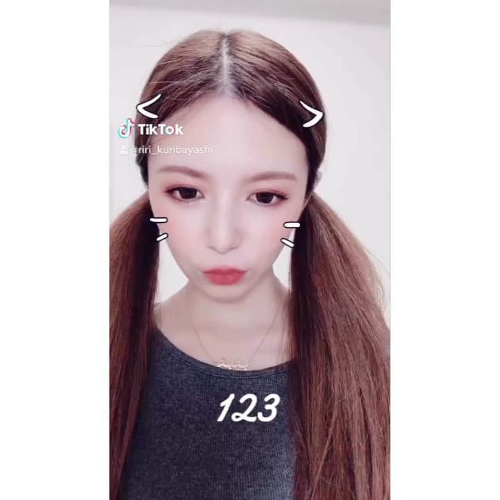 栗林里莉のインスタグラム：「♡123 I love you  OMG OMG You are too beautiful OMG OMG Will you be my boyfriend? What do you think?  Tiktok更新して欲しいとのご要望があったので、すんごくたまーにですが更新してます🥺 フォローして頂けたらうれしいな🎶 ハイライトから飛べますよん✨  #tiktok  #koreansong #高校生の時に流行ってたら絶対やりまくってたw #撮ってる姿恥ずかしくて誰にも見られたくないの私だけ？w #みんなが見てくれたらうれしいなぁ #栗林里莉 #ririkuribayashi  #japanese」