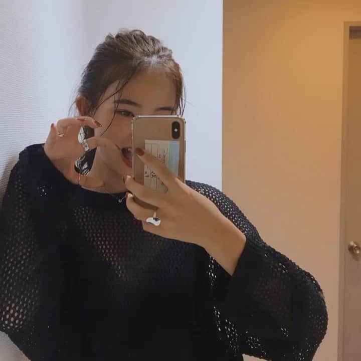 𝐊𝐚𝐤𝐢𝐠𝐢𝐅𝐮𝐤𝐚のインスタグラム：「． ． 人生初めてのMX4Dでインセプション見てきたんやけど 風ビュンビュンやし水も飛んでくるし カフェのシーンなんか 映画館いっぱいコーヒーの匂いしてて  なにより座ってるシートが動くから 迫力満点やし終始心臓ドッキドキ。 ． iPhoneケースに挟まってるのは インセプションのチケット👼🏼」
