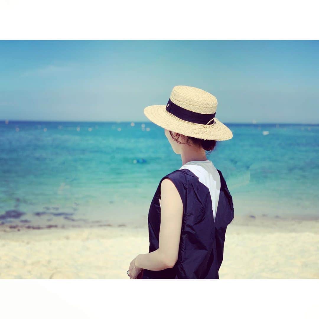 liiiiche23のインスタグラム：「・﻿ ・﻿ 夏の思い出👒﻿ ・﻿ ・﻿ #memories #summermemories #summer #夏の思い出 #fashion #ootd #outfit #outfitoftheday #coordinate #code #instafashion #instalook #machatt #マチャット #helenkaminski #ヘレンカミンスキー #sea #seaside #海」