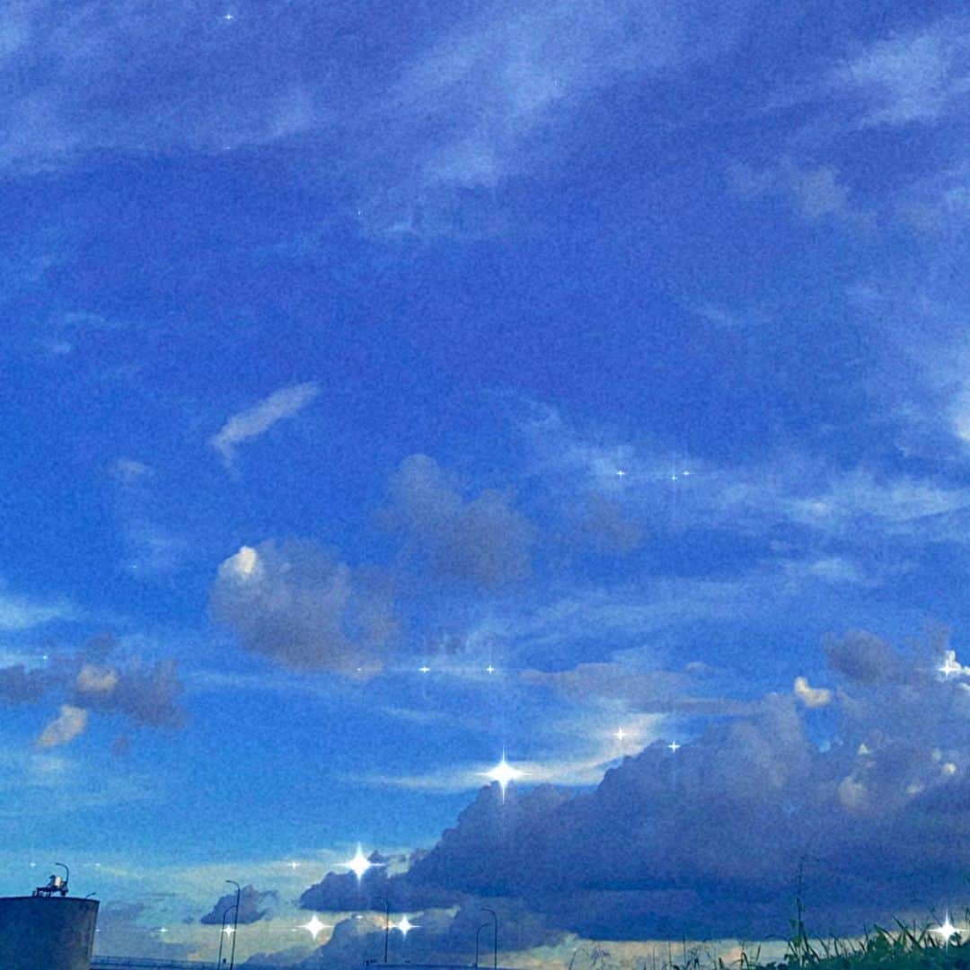 YURINOさんのインスタグラム写真 - (YURINOInstagram)「夏の空って😣✨ さいこうすぎるでしょ、、、」8月28日 22時42分 - yurino_happiness