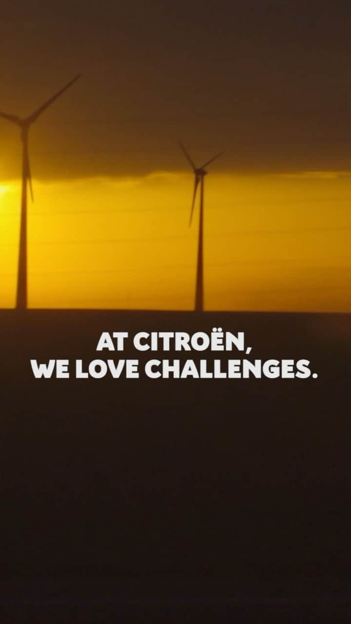 Citroënのインスタグラム：「What it we took up the challenge? Starting in 2021, @ag2rlamondiale_procyclingteam and its partner AG2R LA MONDIALE will welcome CITROËN to become #AG2RCITROENTEAM.  Let’s celebrate this new partnership by taking up the challenge. 6 🚵🏽‍♂️, 5 days, 24h/day, 2,855 km, for an unprecedented result!  See for yourself 🎥」