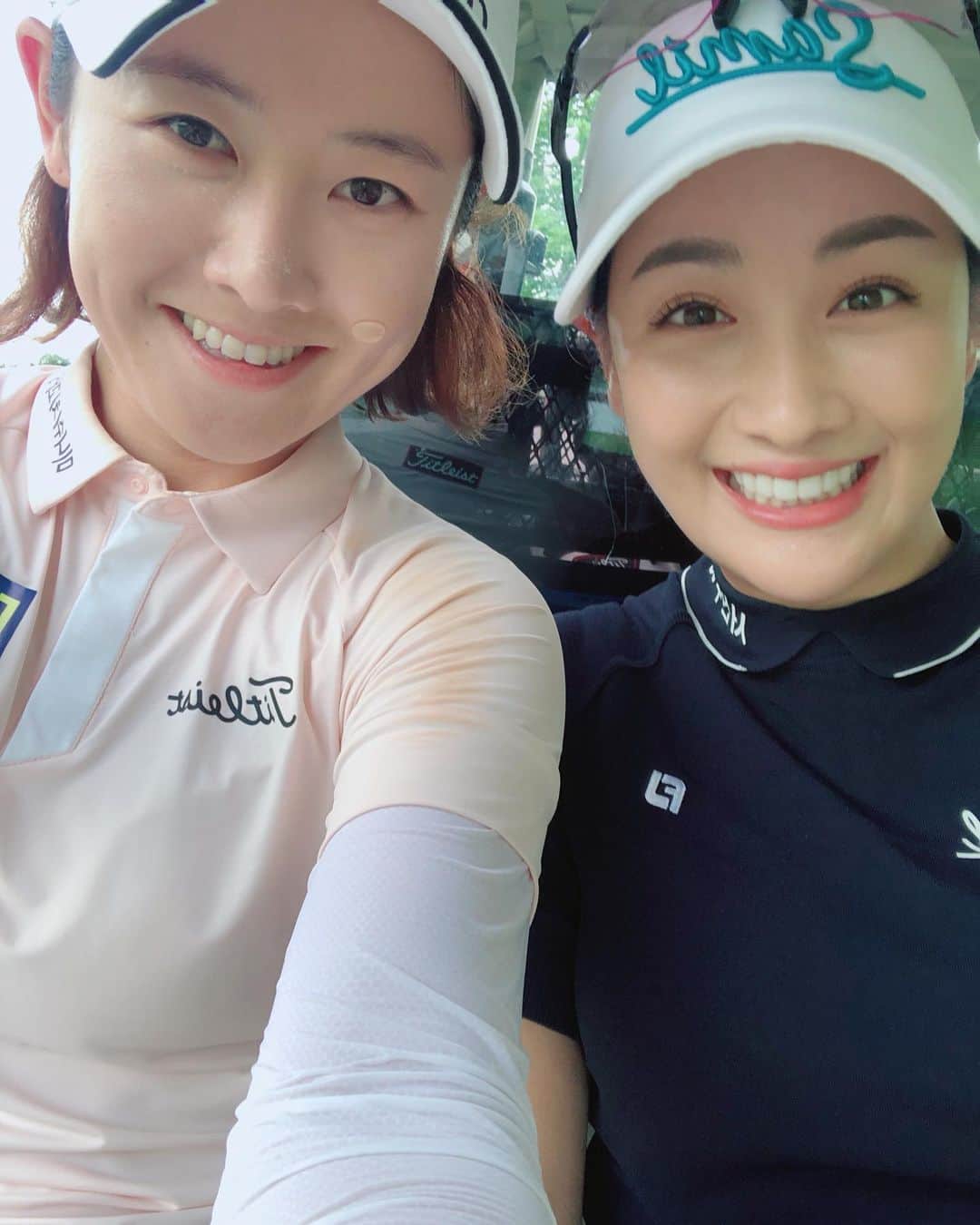 パク・キョルのインスタグラム：「. 너무 더워서 🤪🤪」