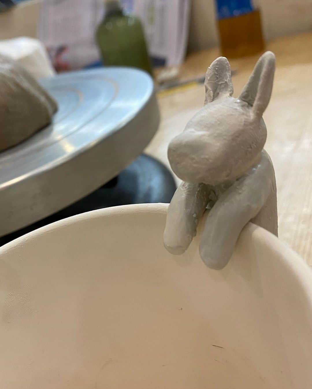 ノ・スサンナさんのインスタグラム写真 - (ノ・スサンナInstagram)「콤마 머그컵 한달뒤에 만나🐶 #머그컵#핸드빌딩#핸드빌딩머그컵#콤마#힘들게매달리게해서미안해#귀여운걸어떡해#귀크기짝짹이#핸드메이드매력」8月28日 15時09分 - sussanna_noh
