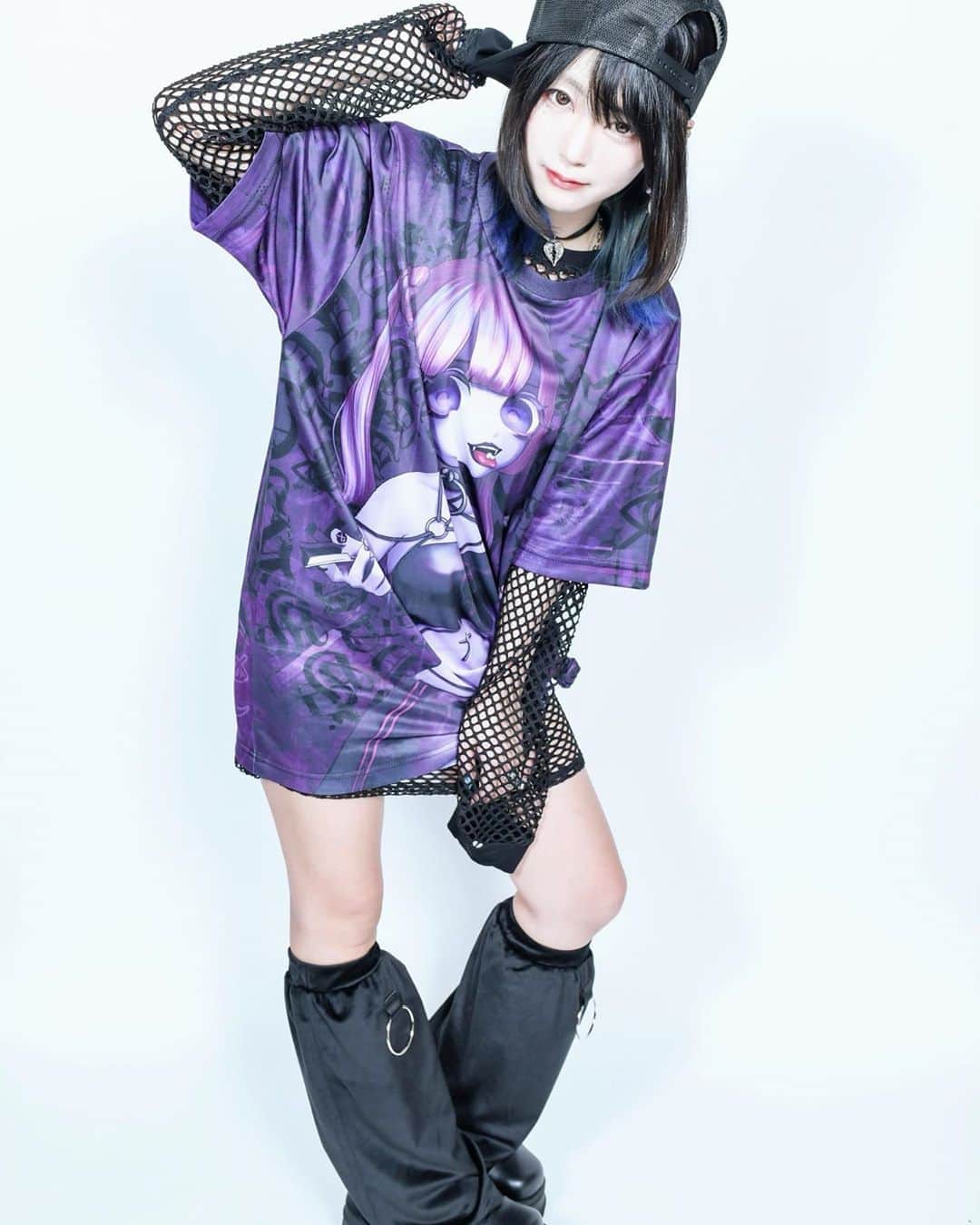 霧宮てんのインスタグラム：「Rockです！(*'ω'*) 全身コーデバッチリ！」