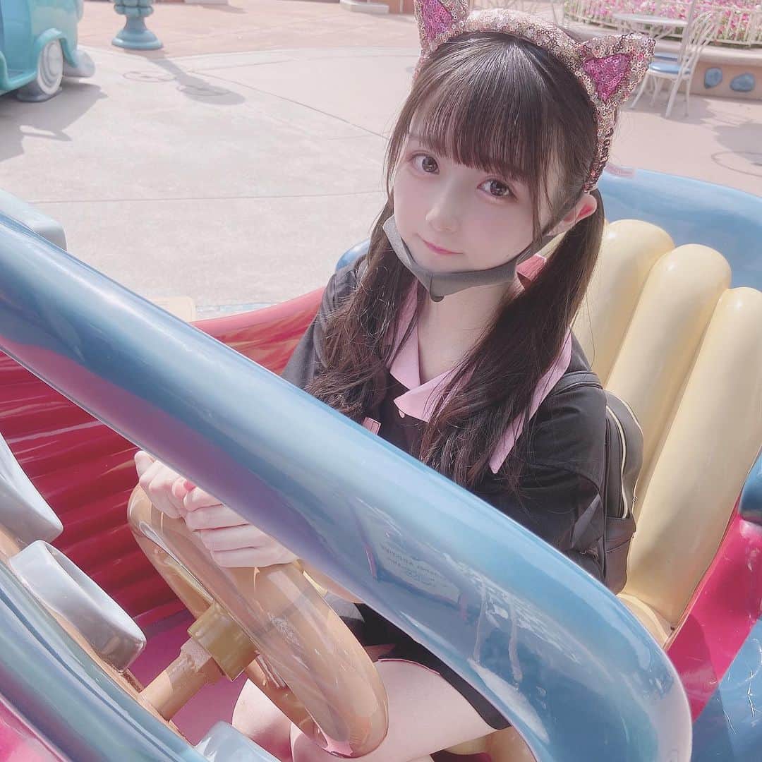 山本あこのインスタグラム：「ぶんぶん  #スリジエ #山本あこ」