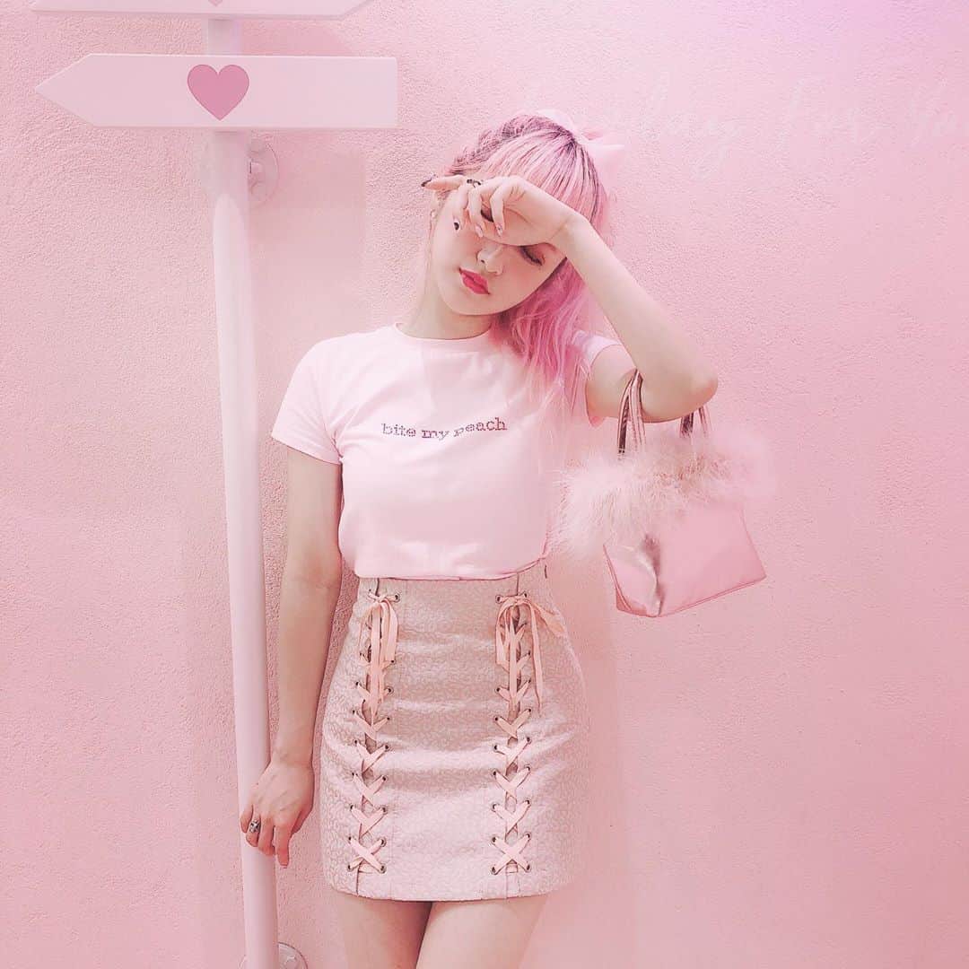 胡桃兎愛のインスタグラム：「🎀永遠少女嗜好🎀」