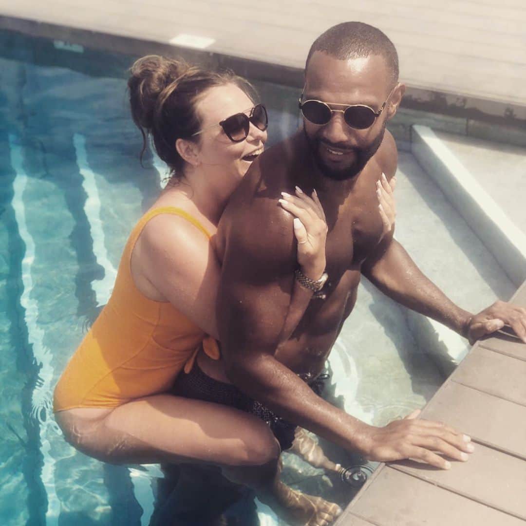 のインスタグラム：「Happy birthday babe ❤️😘」