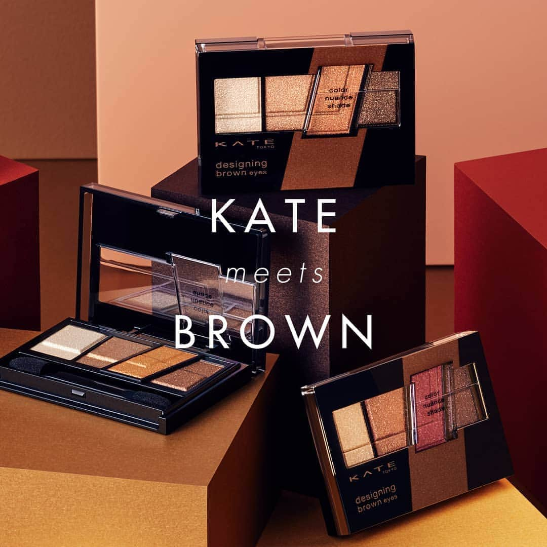 KATE｜ケイトさんのインスタグラム写真 - (KATE｜ケイトInstagram)「. Let's enjoy brown colors! もっとブラウンで遊ぼう . どんな色とも愛称のいいブラウンだからこそ、いろんな色と遊べるプレイカラー。 KATEのブラウンメイクシリーズが登場 . ------------ 商品 ■デザイニングブラウンアイズ 全8種 ■ラッシュフォーマー（ロング）ブラウン BR-2  11月発売予定商品 ■コンシャスライナーカラー 全6色 ■ザ アイカラー 新色6色 ------------ . #ケイト #KATE #KATETOKYO #nomorerules #ケイト新作 #デザイニングブラウンアイズ #コンシャスライナーカラー #ザアイカラー #ラッシュフォーマー　#アイシャドウ #アイライナー #マスカラ #クセづけフォーマー #アイメイク  #まつ毛メイク #ブラウンメイク #ブラウンコーディネイト #色影ブラウンアイ #抜け感 #新色コスメ #makeitem #cosme #makeup #化粧 #化粧品 #新色 #カラーメイク #トレンドメイク #メイクアップ #コスメ」8月28日 16時57分 - kate.tokyo.official_jp