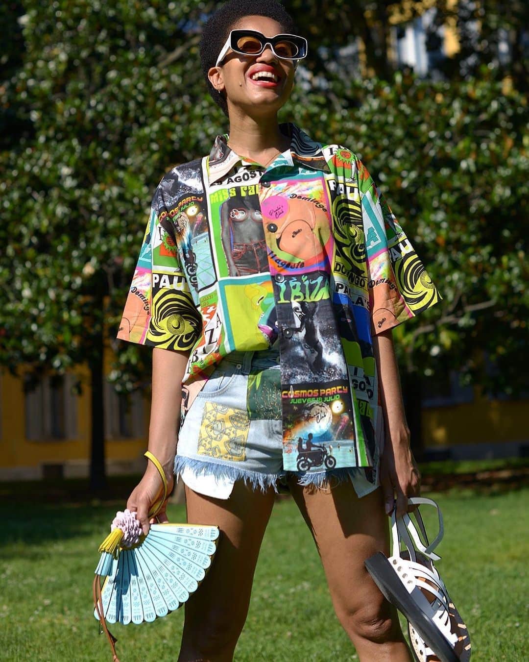 MATCHESFASHION.COMさんのインスタグラム写真 - (MATCHESFASHION.COMInstagram)「Look to @loewe for playful designs that will be the star of any look – see @tamumcpherson wearing #LOEWEPaulas’ colourful collage tribute to the legendary Ibiza boutique.  Discover more uplifting designs and nostalgic prints from the label at the link in bio.」8月28日 17時05分 - matches