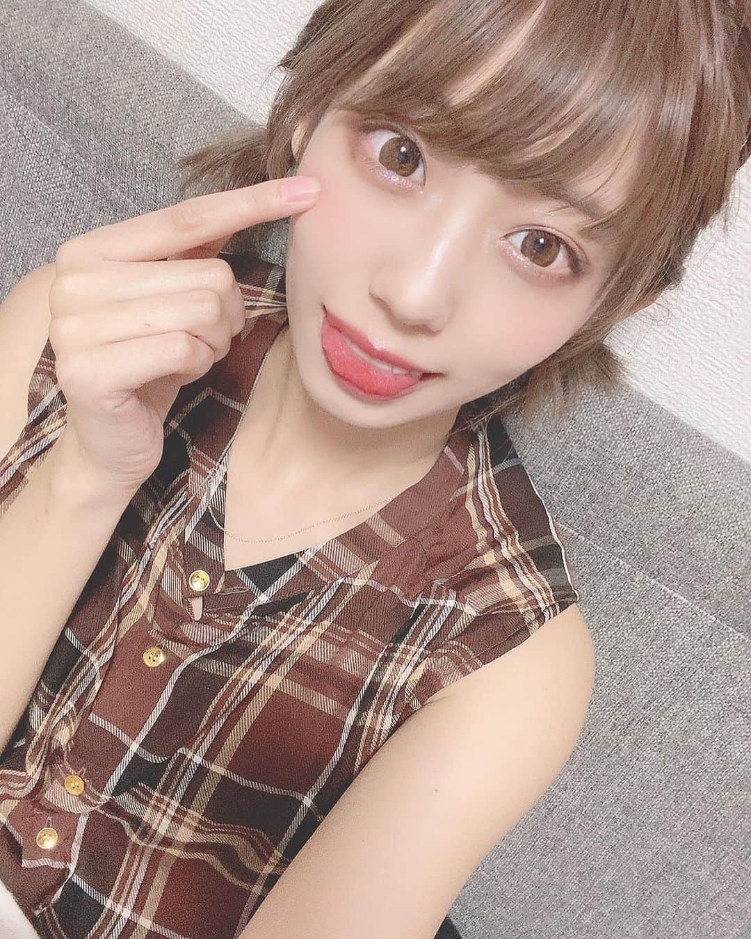 山岸奈津美のインスタグラム