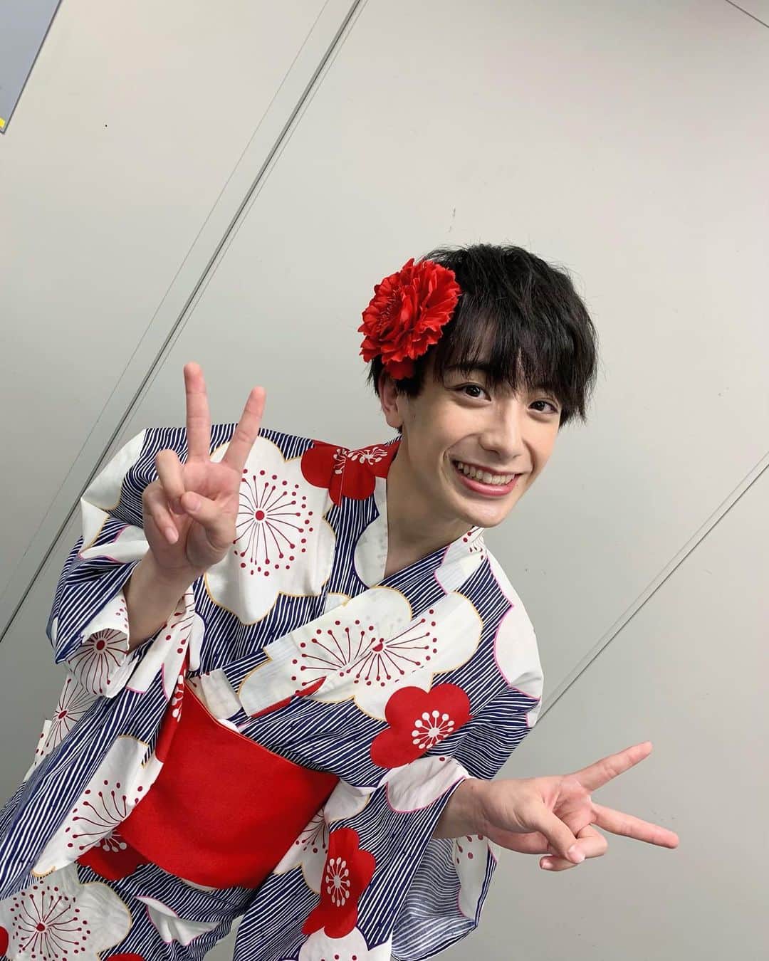 小西詠斗のインスタグラム：「昨日は﻿ 「テレビ演劇サクセス荘2」第8話🏡﻿ ありがとうございました〜﻿ 女性の浴衣を着ました笑👘﻿ TVerアプリでも観れるので見逃した方は是非！﻿ #ケニ子 #サクセス荘﻿ #ミスター さん」
