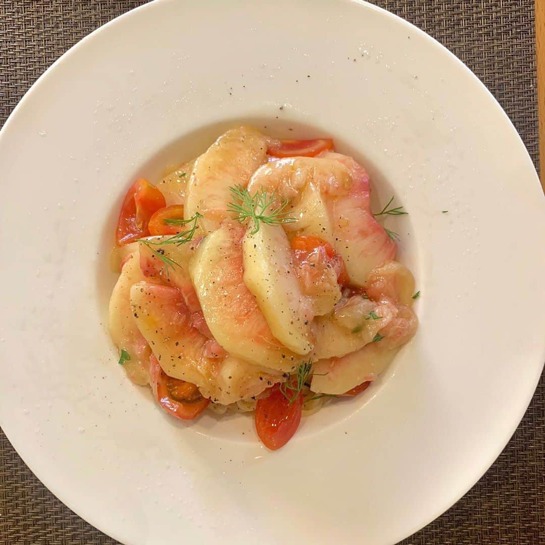 谷亜沙子さんのインスタグラム写真 - (谷亜沙子Instagram)「桃とトマトの冷製パスタ  #pasta #cooking #yummy」8月28日 17時52分 - asyakodayo