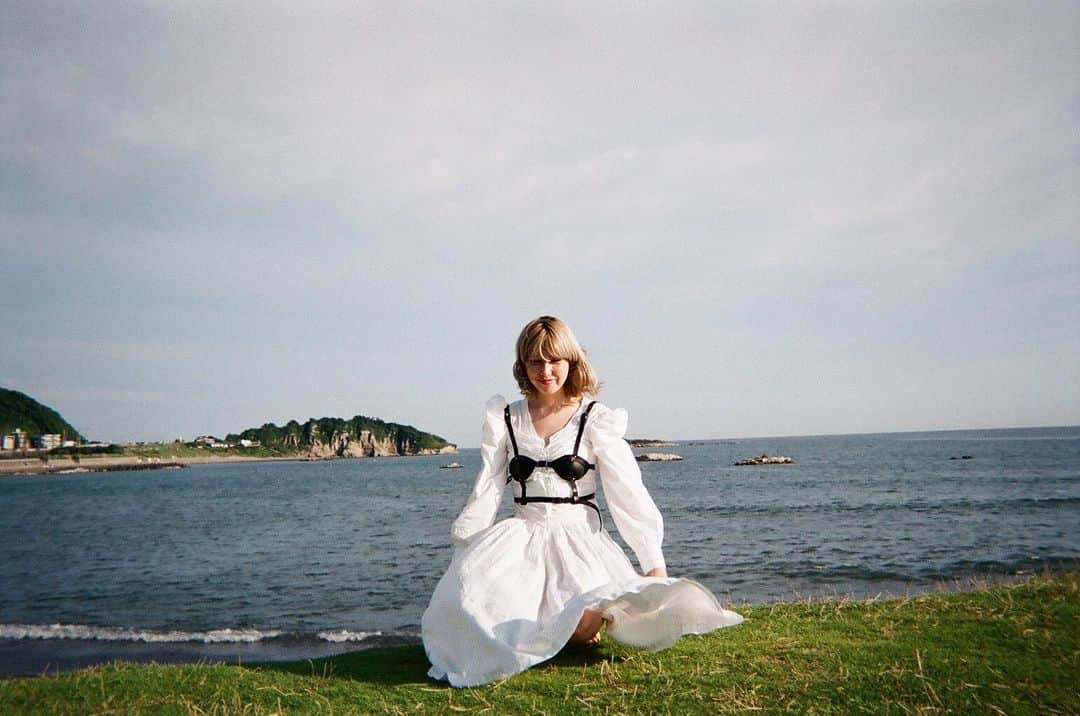ダイアナチアキのインスタグラム：「@commonsandsense_magazine issue 59」