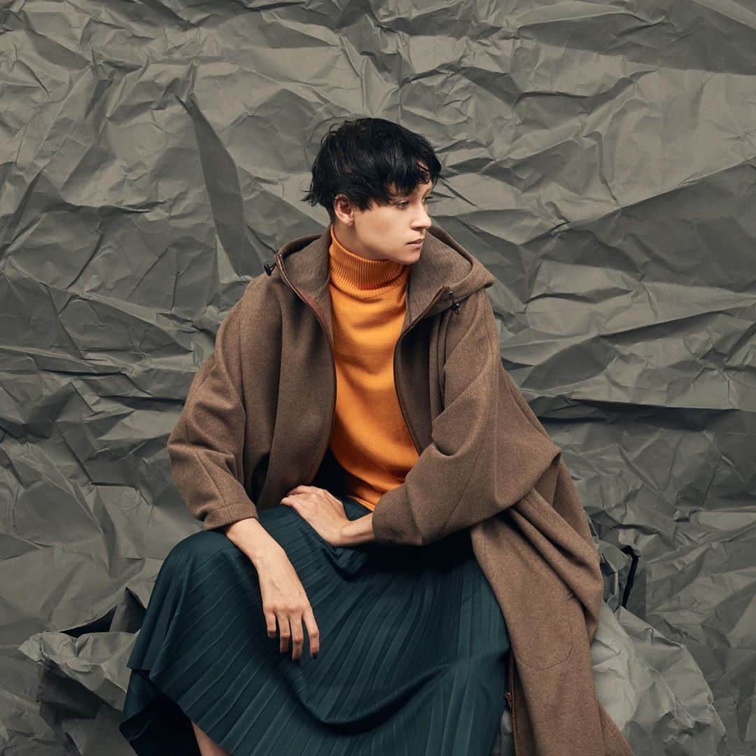 JET NEW YORKのインスタグラム：「﻿ ﻿ ———————————﻿ ﻿ JET NEWYORK﻿ 2020 FALL WINTER﻿ ﻿ “MOUNTAIN RESORT”﻿ ﻿ ———————————﻿ ﻿ ▶︎coat﻿ No.G50-99500 / ¥29,000+tax﻿ ﻿ ▶︎knit tops﻿ No.G50-19505 / ¥16,000+tax﻿ ﻿ ▶︎skirt﻿ No.G50-79502 / ¥16,000+tax﻿ ﻿ ﻿ ———————————﻿ ﻿ #jet_newyork #jetnewyork #newyork #jet #marikohayashi #20 #2020 #aw #20aw #autumn #winter #fall #new #collection #nowonsale #preorder #elleshop #worldonlinestore #linkinbio」
