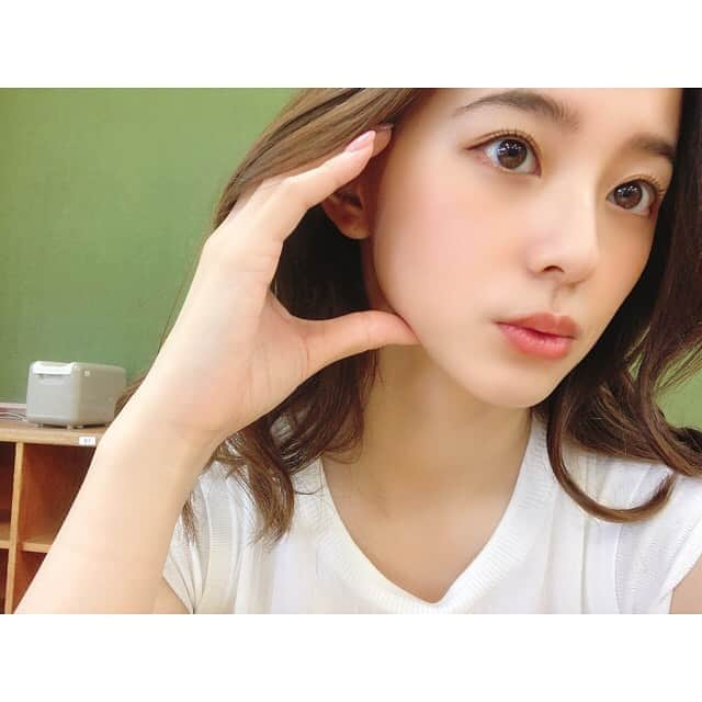 朝比奈彩さんのインスタグラム写真 - (朝比奈彩Instagram)「. . 最近はファッション誌を撮影したり ドラマ撮影したり陸上を観戦したり♡ . メンテナンスもしながら 充実した日々を送っております！ . @pleatspleaseisseymiyake . #ootd #outfit #fashion #make #makeup #model」8月28日 18時24分 - asahina_aya