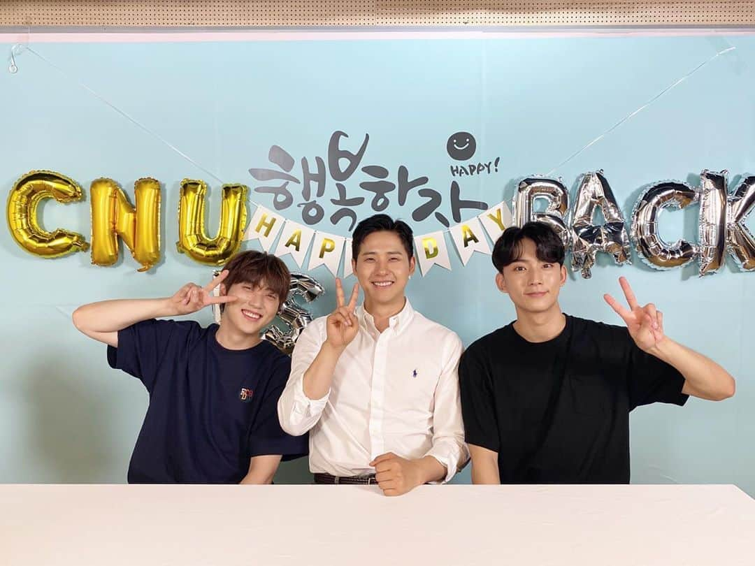 B1A4さんのインスタグラム写真 - (B1A4Instagram)「<B1A4 '신우' 전역 LIVE: 바나들아, CNU is back> 종료 후 📸 ⠀ 오랜만에 다 같이 한자리에 모여서 왁자지껄 화기애애🤣 바나 분들도 즐거운 시간 되셨나요?😊 ⠀ #B1A4 #신우 #산들 #공찬 #CNU #SANDEUL #GONGCHAN」8月29日 0時08分 - b1a4ganatanatda