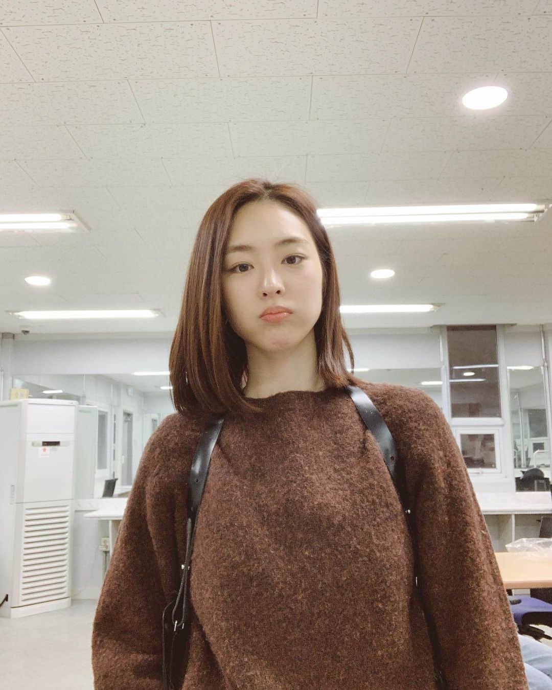 イ・ヨニのインスタグラム：「지난사진이어유.😶」