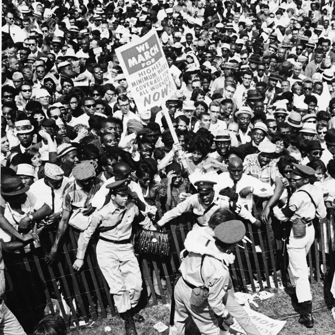 ヒル・ハーパーさんのインスタグラム写真 - (ヒル・ハーパーInstagram)「“The March on Washington for Jobs & Freedom” 57 years ago, today. The fight continues ✊🏽 #MarchOnWashington #BlackLivesMatter」8月29日 0時02分 - hillharper