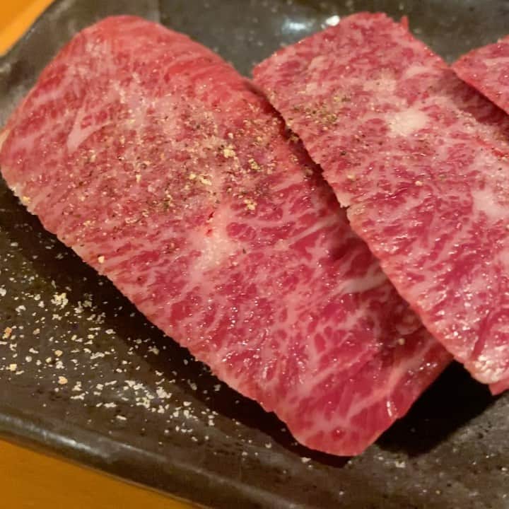 東京肉レポートのグルメインスタ