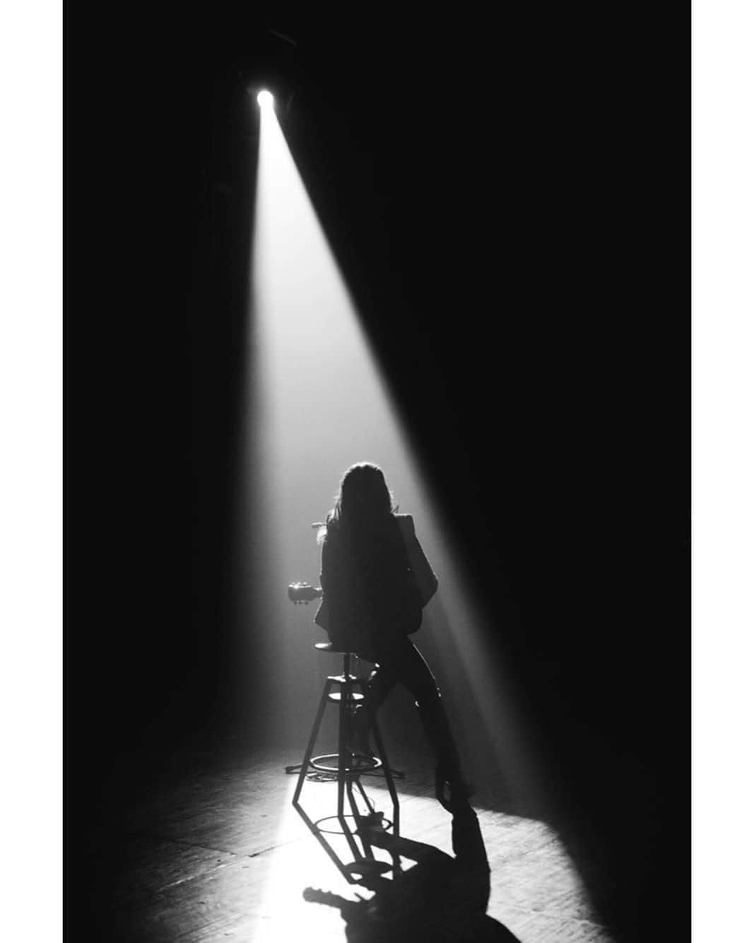 アリア・バットのインスタグラム：「It’s show time ✨(link in bio)」