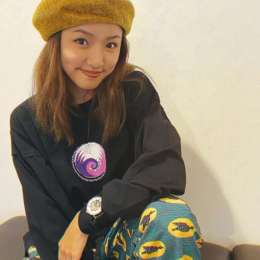 Rioさんのインスタグラム写真 - (RioInstagram)「🆕🌻📣﻿ ﻿ @fila_japan_official @loborjapan ﻿ ﻿ 色々新作たち🥺🌴﻿ ぜ〜んぶかわいい！秋冬物届くと、﻿ 寒くなってほしいとなる自分。﻿ 単純🥴🐒笑﻿ ﻿ こちらの時計は﻿ クーポンコード﻿ 【rioflhq】使用で10%OFFです🌻﻿ ﻿ ほんっと全部かわいい！🤣💞﻿ ﻿ #SupportedbyFILA #rioflake0107﻿ #lobor #ロバー #腕時計 #時計 #手元倶楽部 ﻿」8月28日 18時58分 - rioflake0107