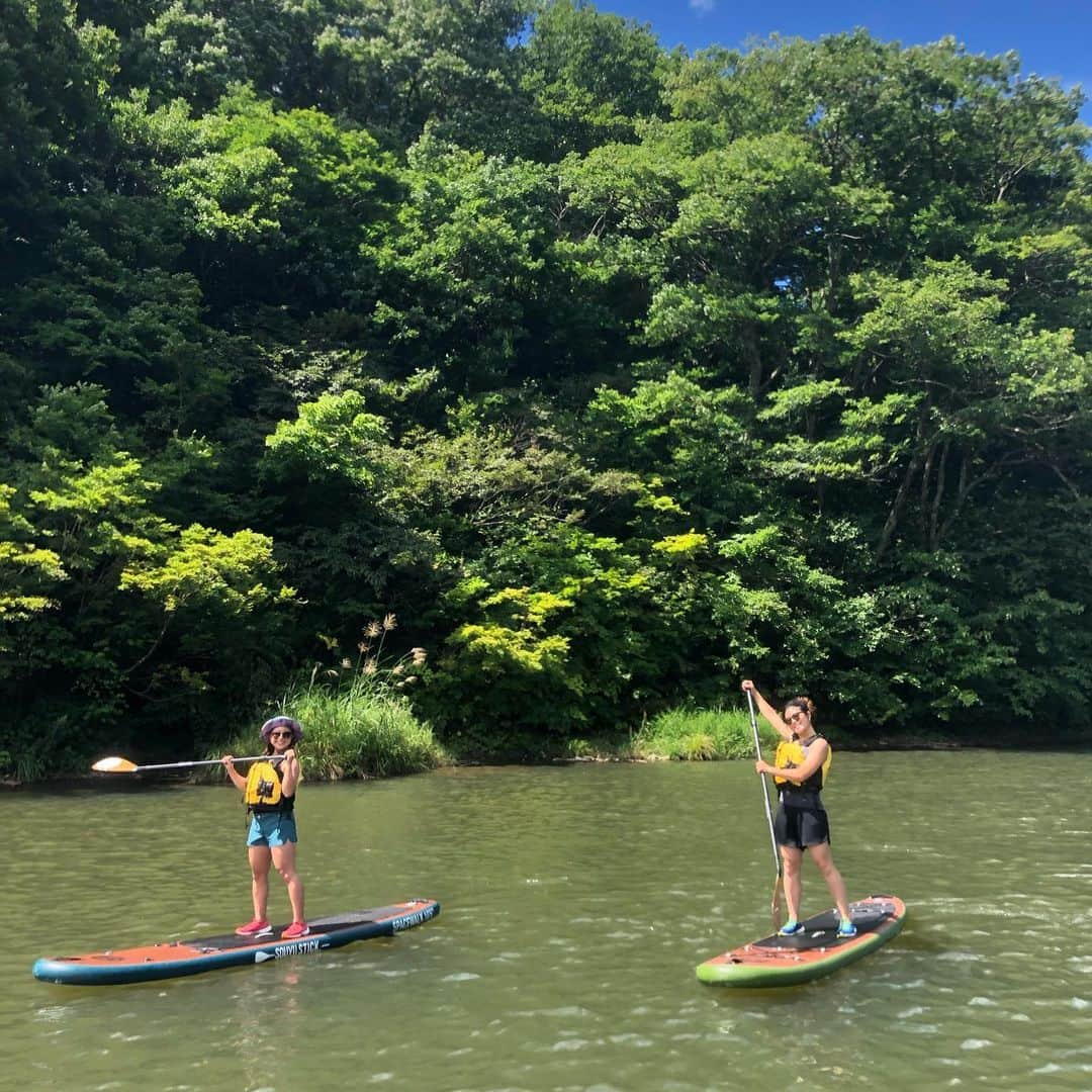 冨田せなさんのインスタグラム写真 - (冨田せなInstagram)「たくさん漕いで、たくさん落ちて、たくさん笑った1日！！！ 天気もよくてとっても気持ち良かった〜🦋 @fuckintosh0120 さんありがとうございました〜☺︎ んー。マイサップほしい🕺🏽 #SUP #yuzawabase #souyustick  #サップ #湯沢ベース」8月28日 19時08分 - sena_tomita