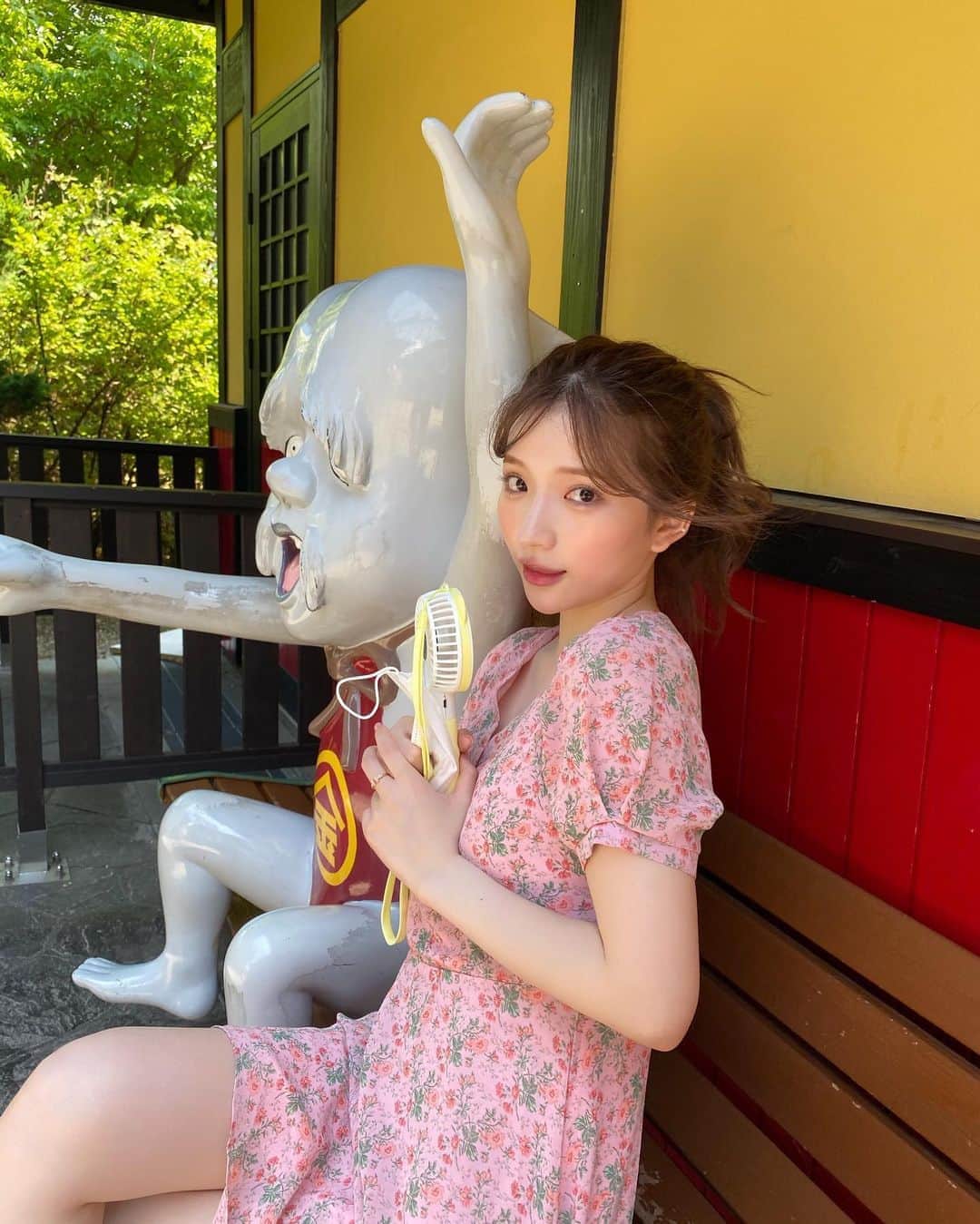 南りほのインスタグラム：「子泣きじじいとのツーショット💯❤️」