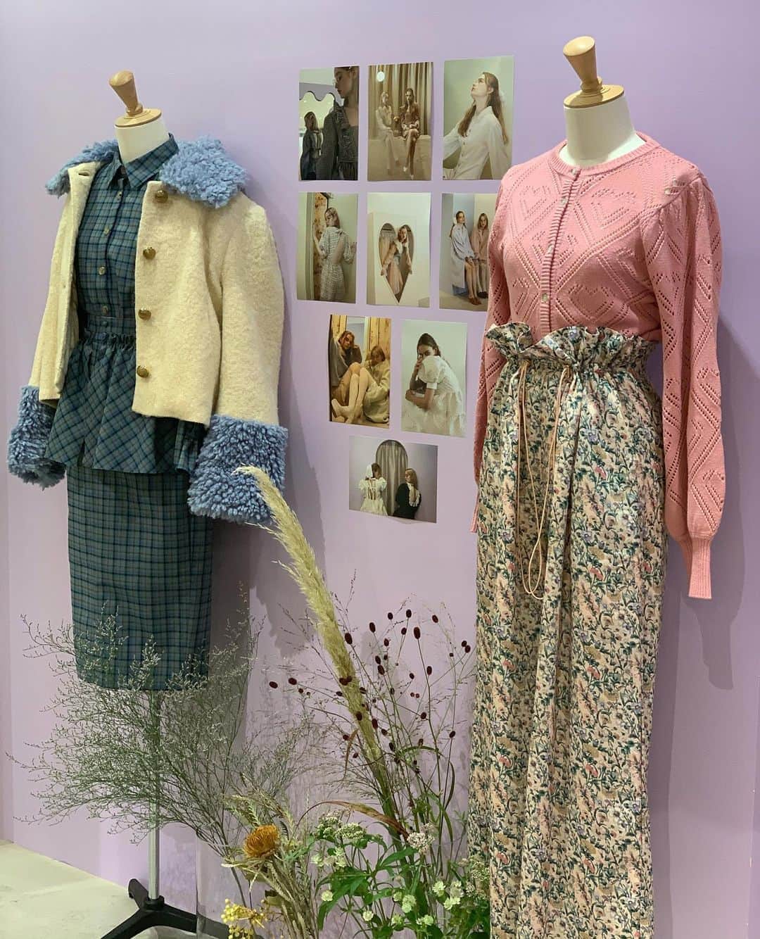 沢瀉美緒さんのインスタグラム写真 - (沢瀉美緒Instagram)「※ @honeymihoney_official FW exhibition ✨ . @minoshimamika の世界観が詰まった 展示会に行ってきました💛 . 以前の私なら迷わず、パフスリーブのを オーダーするのですが、膝丈のワンピに✨ . 昔から変わらないテイストの部分と フレッシュな部分とがミックスマッチされた 素敵なブランド✨ . 久しぶりのミカちゃんにマシンガントークをし 感謝でしかない😂 . ありがとう💛 . . #ハニーミーハニー #honeymihoney #exhibition #展示会 #fashion #ファッション」8月28日 19時46分 - mio_omodaka