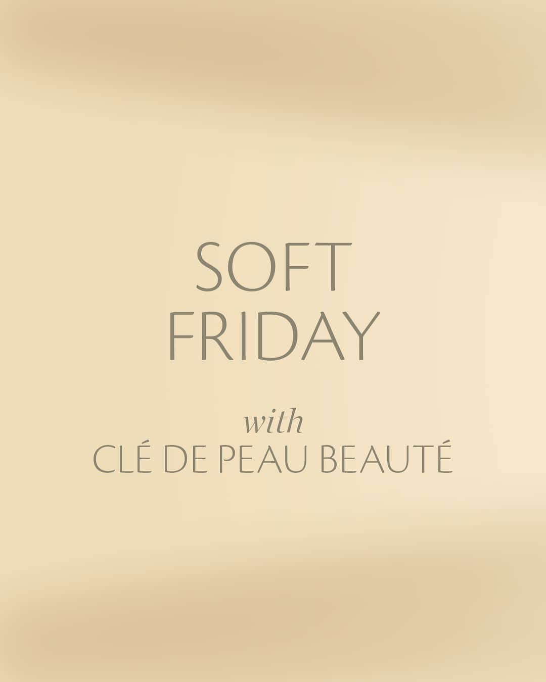Clé de Peau Beauté Officialさんのインスタグラム写真 - (Clé de Peau Beauté OfficialInstagram)「Take a moment for tranquility in this fast-paced world; pause to re-evaluate, realign and reset your inner self to help you re-emerge with radiance. Creating equilibrium is a ritual essential to restoring balance in your world. Beginning your makeup routine with The Long-lasting Hydrating Veil enables your skin’s vibrancy and improves its tone for a radiance that emanates throughout the day. #LongLastingHydratingVeil」8月28日 20時00分 - cledepeaubeaute